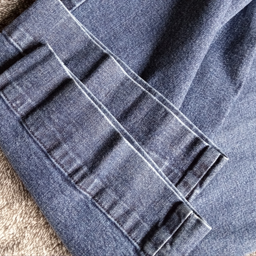 Lauren Jeans Co. side zip wide leg crop jeans - Picture 2 of 5